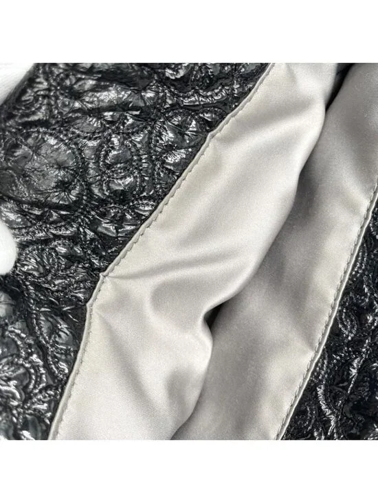 Chanel Handbag Camellia Quilted Bow-ring Bag Shoulder Chain - Picture 9 of 10